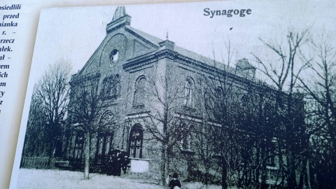 Z archiwum, miejsce dawnej synagogi w Kcyni. Fot. Michał Słobodzian/PR PiK