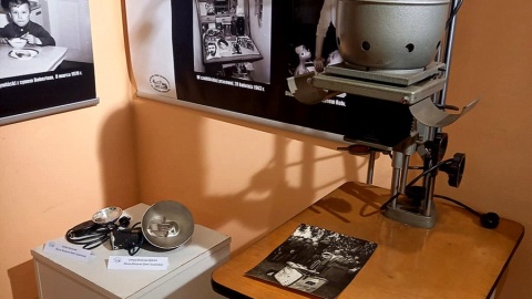Czarno-białe zdjęcia stały się bohaterami najnowszej wystawy w Muzeum Ziemi Szubińskiej. Fot. Michał Słobodzian/PR PiK