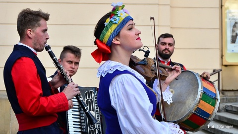 Mateusz Szwankowski o obecnym życiu artystycznym i klipie Ziemi Bydgoskiej