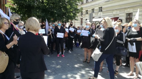 Chcemy, by nasza praca godna pozostała. Protest pracowników oświaty