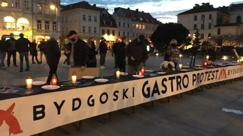 Gastro Stypa na Starym Rynku w Bydgoszczy. Protest branży gastronomicznej.