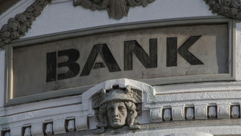 UOKiK sprawdzi, jak banki zabezpieczają pieniądze klientów