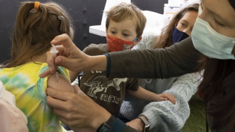 Kiedy szczepienia dzieci przeciw COVID-19 Opublikowano projekt rozporządzenia