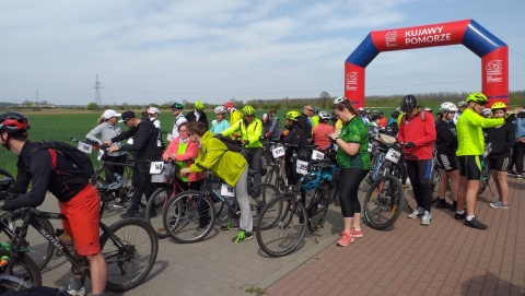Pół tysiąca cyklistów na starcie rajdu Kujawsko-Pomorskie na rowery [zdjęcia]