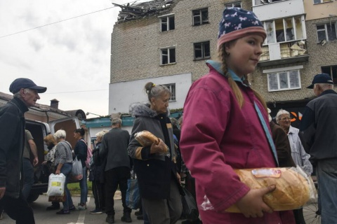 Czerwony Krzyż tymczasowo wstrzymuje działania na Ukrainie