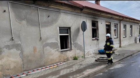 Pożar kamienicy w Kowalu, dwie osoby nie żyją Jeden poszkodowany zabrany do Płocka