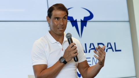 Rafael Nadal nie wystąpi na kortach Rolanda Garrosa. Hiszpan zdradził przybliżoną datę zakończenia kariery