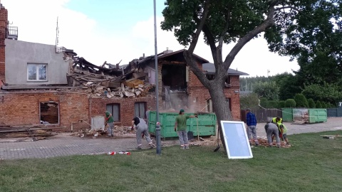 Osoby są w pełni zabezpieczone. Samorząd oferuje pomoc rodzinom po wybuchu gazu w Chełmży