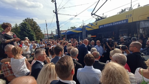 Tramwajem co 10 minut na północ miasta. Toruń otwiera z pompą nową trasę