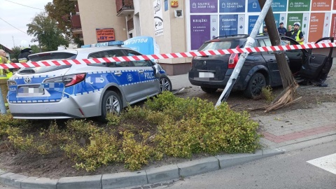 Uderzył w radiowóz w Jabłonowie Pomorskim i uciekł. Policja zatrzymała kierowcę