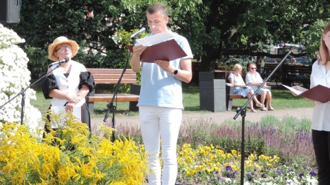 140 gatunków roślin i ponadczasowy styl pisania. Nad Niemnem ochoczo czytana we Włocławku