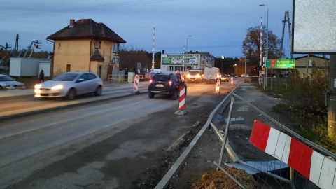 Przejazd kolejowy w podbydgoskiej Brzozie będzie zamknięty. Sprawdź objazdy [mapka, zdjęcia]