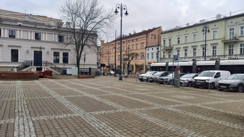 Na plac Wolności wrócą kwiaciarnie, ale zniknie postój taxi. Prace wkrótce się zaczną [wideo]