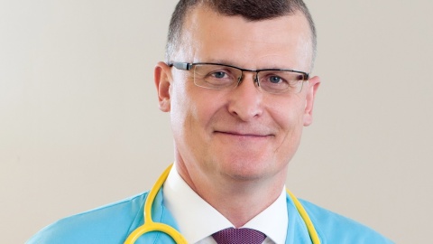 Dr Grzesiowski: Koronawirus to taki miniHIV. Uszkadza odporność może nawet na kilka lat [rozmowa]