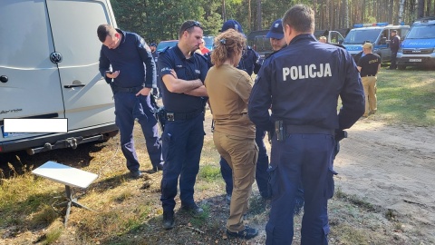 Poszukiwania Jowity Zielińskiej nie ustają. Policjanci i ratownicy przeczesywali las [zdjęcia]