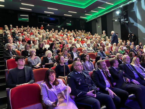 W tydzień klub seniora przy ul. Dworcowej odwiedziło tysiąc osób. To były piękne dni