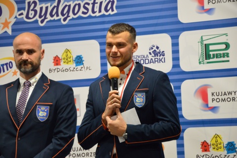 Czwórka z Biskupem i Ziętarskim na podium PŚ. Kwartet pań również drugi