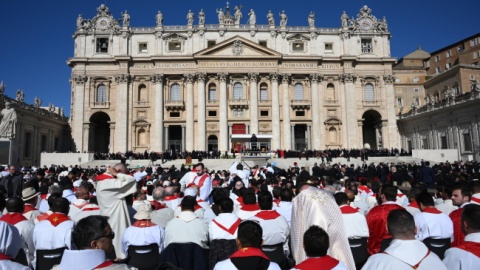 Msza św. pogrzebowa Papieża Franciszka/fot. PAP/EPA/MASSIMO PERCOSSI