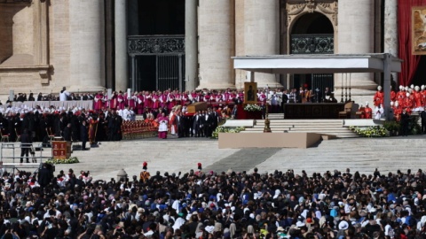 Msza św. pogrzebowa Papieża Franciszka/fot. PAP/EPA/MASSIMO PERCOSSI