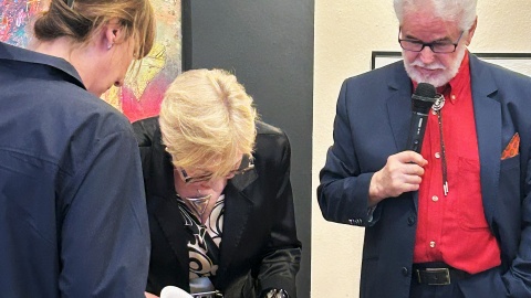 Artysta Ignacy Bulla świętował 50 lat pracy twórczej. Z tej okazji w bydgoskiej Galerii Wspólnej odbył się wernisaż jego prac stworzonych na przestrzeni ostatnich dekad/fot. Piotr Walczak
