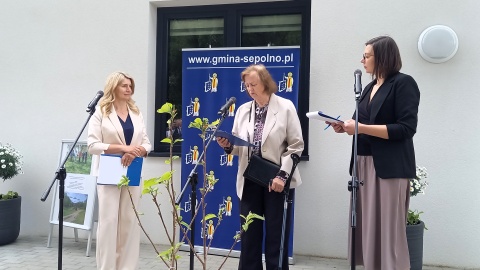 W Sępólnie Krajeńskim otwarto Centrum Opiekuńczo-Mieszkalne. To miejsce przeznaczone dla dorosłych niepełnosprawnych. W nowoczesnej placówce będą mogli liczyć na opiekę dzienną, jak i całodobową/fot. Tatiana Adonis
