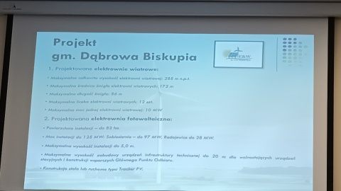 Mieszkańcy gminy Dąbrowa Biskupia nie chcą w swoim sąsiedztwie farmy wiatrowej/fot. Marta Kocoń