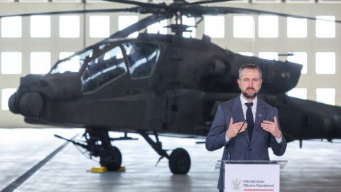 Wicepremier, minister obrony narodowej Władysław Kosiniak-Kamysz podczas konferencji prasowej na temat przyjęcia śmigłowców AH-64D APACHE/fot. Mikołaj Kuras, PAP