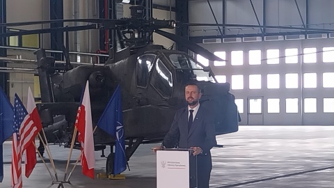 Wicepremier, minister obrony narodowej Władysław Kosiniak-Kamysz podczas konferencji prasowej na temat przyjęcia śmigłowców AH-64D APACHE/fot. Jolanta Fischer