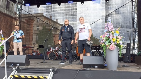 Prezydent Bruski i uczestnicy rajdu powitani w Toruniu/fot. Monika Kaczyńska