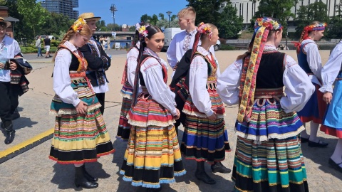 W ramach Jarmarku Świętojańskiego na scenie zaprezentował się Zespół Pieśni i Tańca „Ziemia Bydgoska”/fot: Magdalena Gill