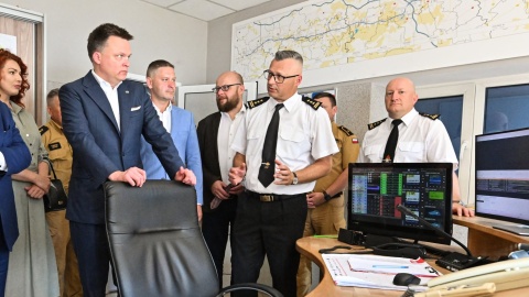 Marszałek Sejmu Szymon Hołownia odwiedził grudziądzkich strażaków/fot: A. Zieliński, Kancelaria Sejmu RP