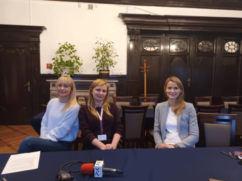 Pracowniczki Sanepidu z niestandardowym apelem do każdej z kobiet: „Bądź dla siebie ważna”